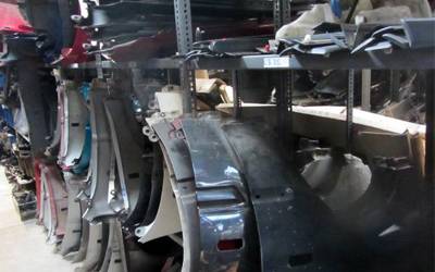 Bontott autóalkatrészek